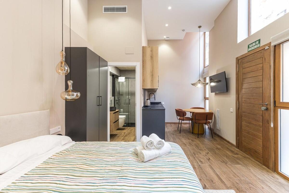 Apartment Premium By The Turia River 4 *